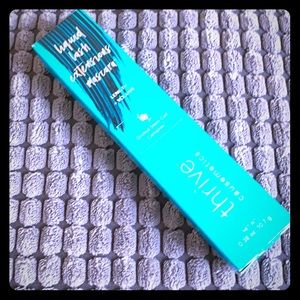 Thrive mascara